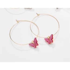 ✨ Dainty Butterfly Hoop Earrings✨